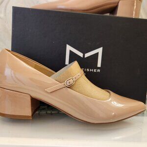 Marc Fisher LTD Patent Leather "Luccie" Pumps.  Light Natural. NIB. Size 7